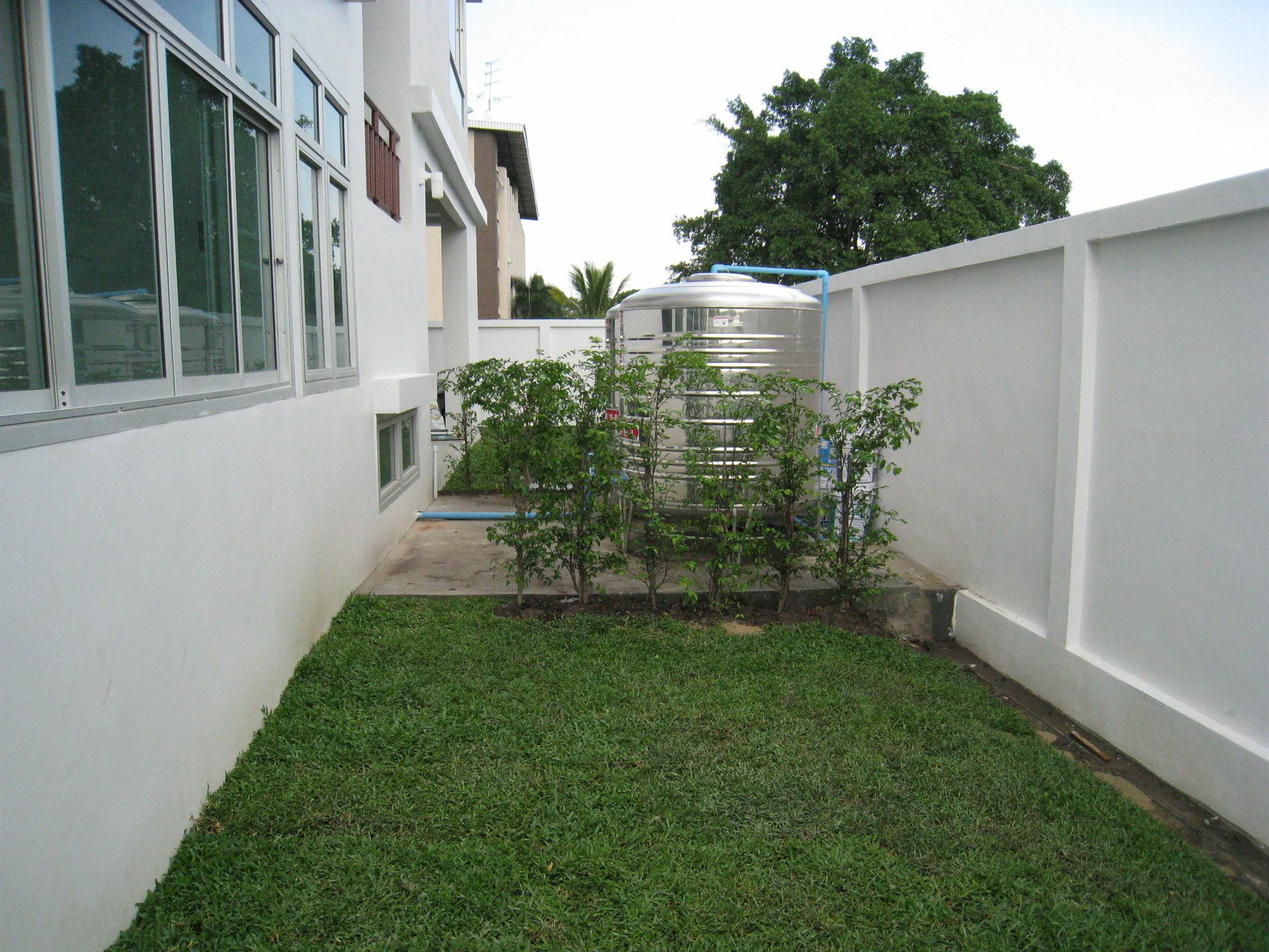 The Meet Green Apartment Bangkok Bagian luar foto